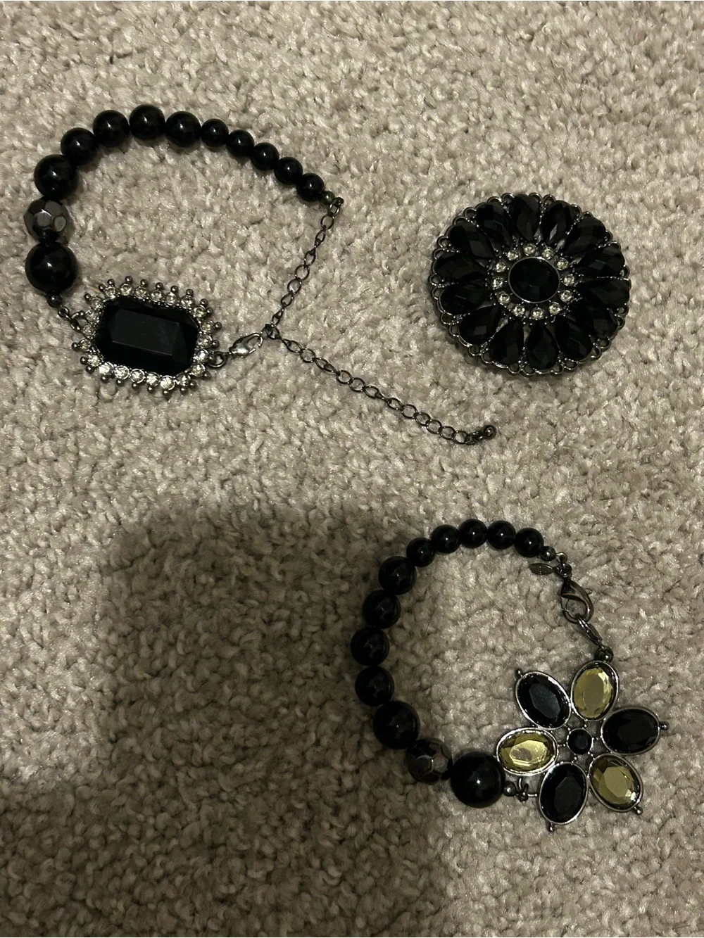 Premier Designs Vintage Black Statement Flower Pendant, Necklace and bracelet